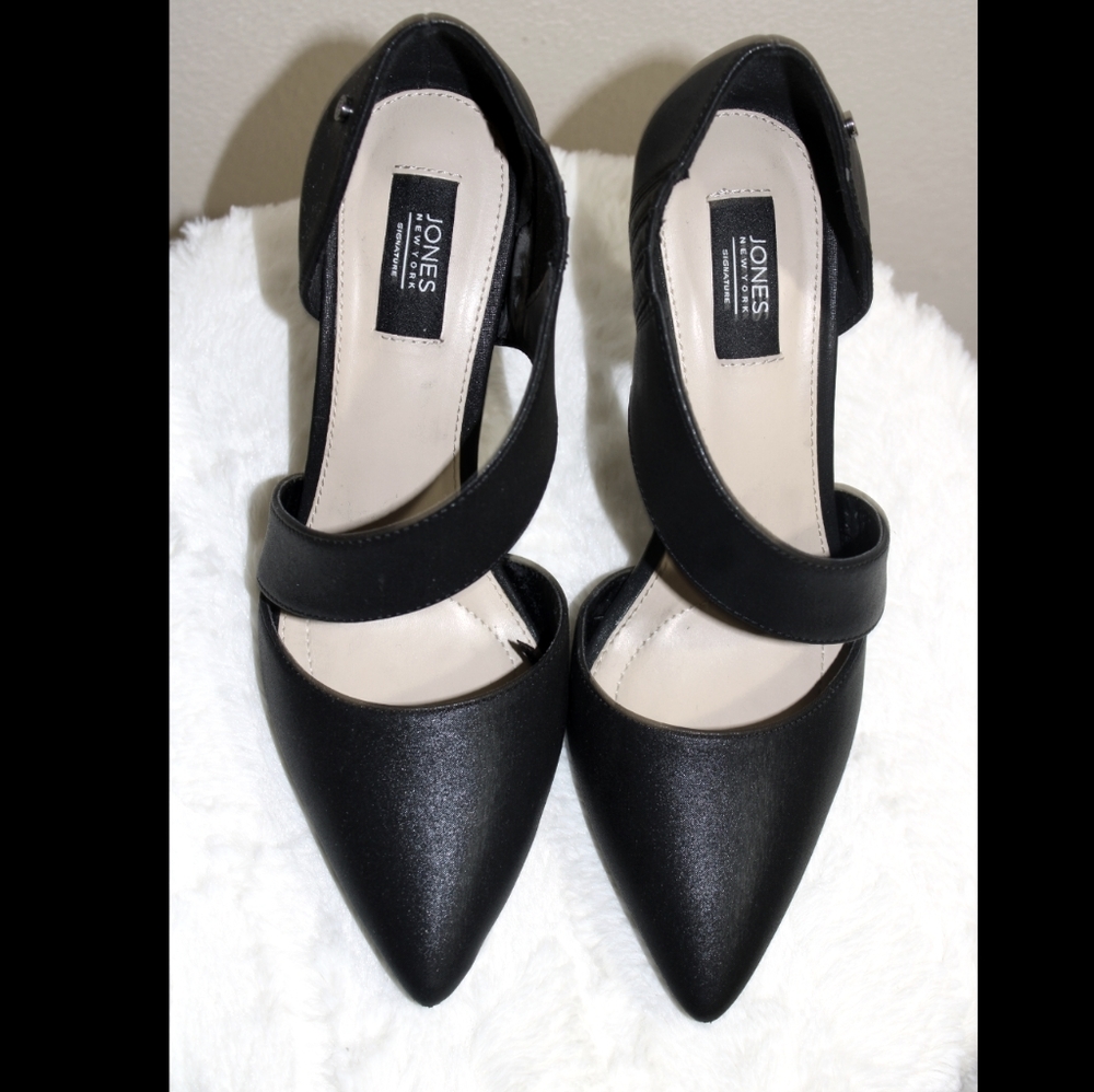 Black Jones New York heels